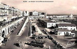 ALGER - LES RAMPES VERS LA PLACE DU GOUVERNEMENT